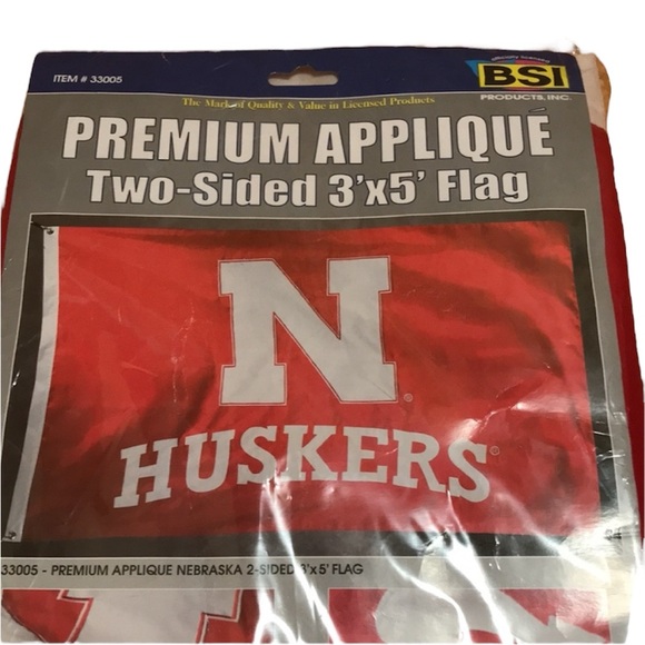 Nebraska Huskers 2-Sided 3’ x 5’ Flag (Brand New) - Picture 2 of 8